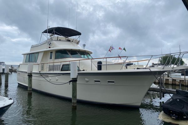 Hatteras 53-EXTENDED-DECKHOUSE-MOTOR-YACHT - main image