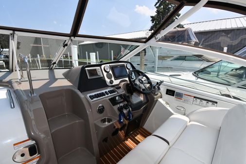 Cruisers-yachts 360-EXPRESS image