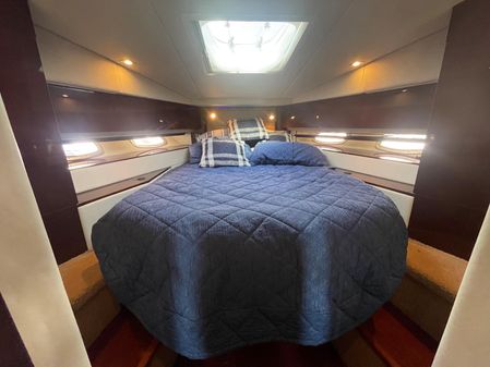 Sea Ray 450 Sundancer image