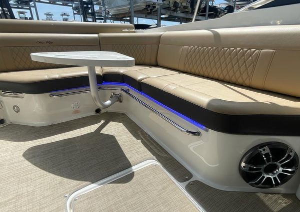 Sea Ray 280 SLX image