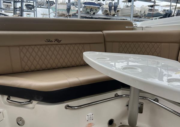 Sea Ray 280 SLX image