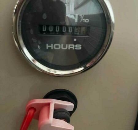 Sun Tracker SportFish 22 DLX image