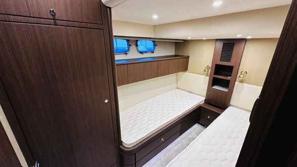 Fairline Squadron 74 image