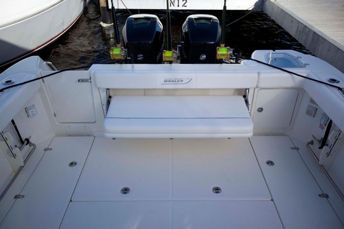 boats inc niantic 2013 boston whaler 315 conquest niantic connecticut boats inc niantic 2013 boston whaler 315 conquest niantic connecticut