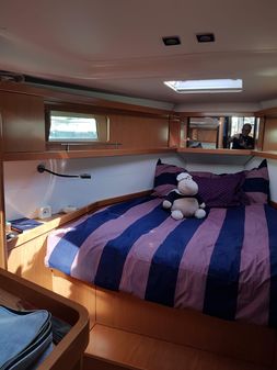 Beneteau Sense 43 image