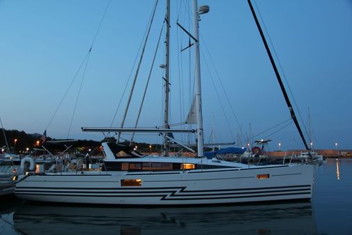 Beneteau Sense 43 image