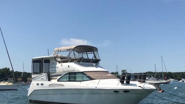 Sea Ray 370 Aft Cabin