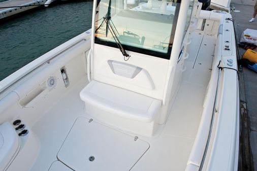 Boston Whaler 320 Outrage image