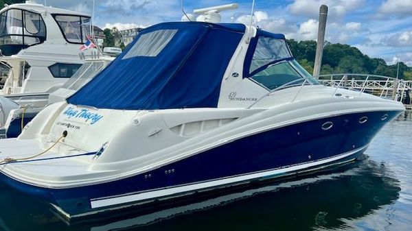 Sea Ray 420 Sundancer 