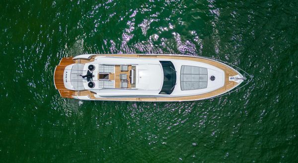 Pershing 74 image
