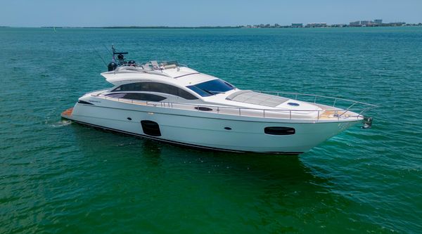 Pershing 74 image