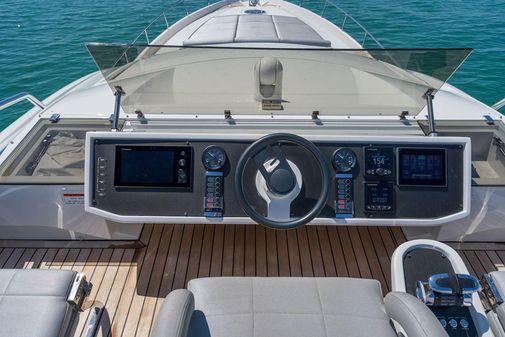 Pershing 74 image