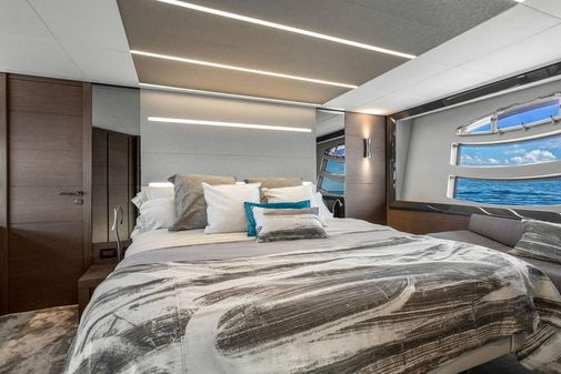 Pershing 74 image