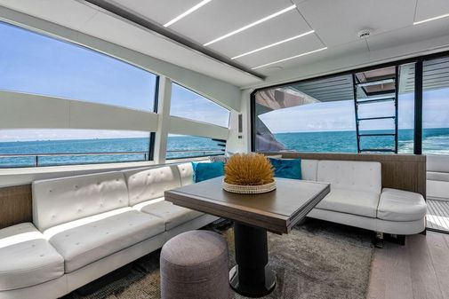 Pershing 74 image