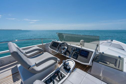 Pershing 74 image