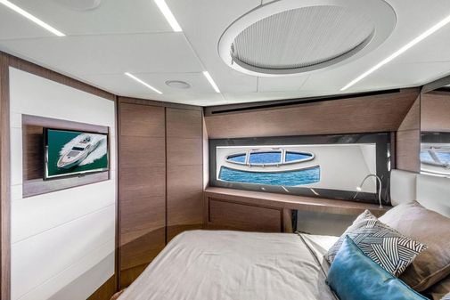 Pershing 74 image