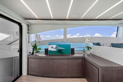 Pershing 74 image
