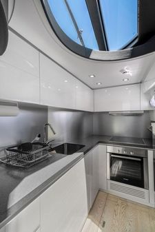 Pershing 74 image