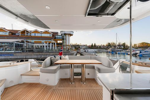 Princess Yachts F55 image