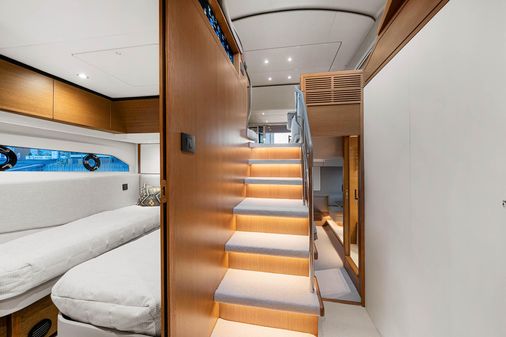 Princess Yachts F55 image