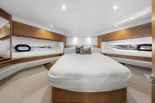 Princess Yachts F55 image