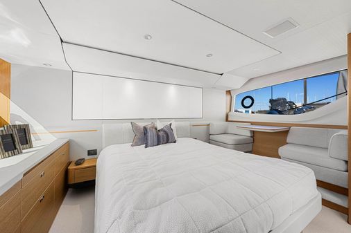 Princess Yachts F55 image