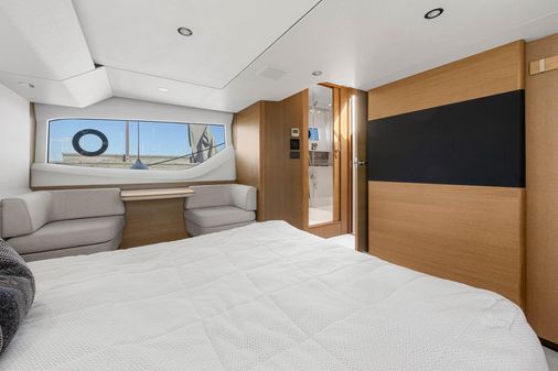 Princess Yachts F55 image