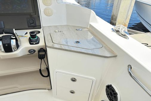 Boston Whaler 350 Realm image