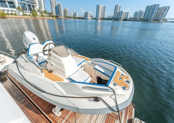 Azimut 72 FLY image