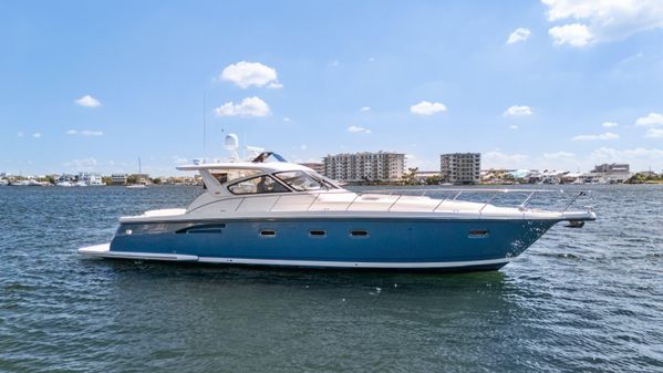 Tiara Yachts 52 Express Cruiser image