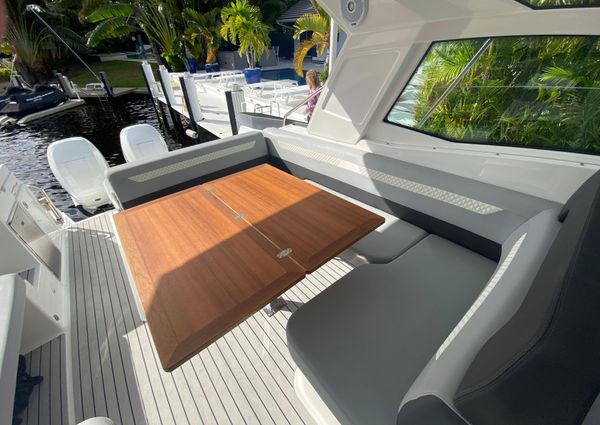 Beneteau Grand Turismo image