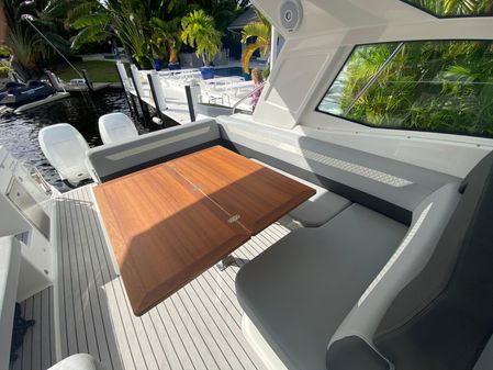 Beneteau Grand Turismo image