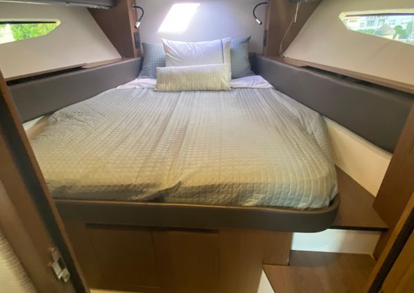 Beneteau Grand Turismo image