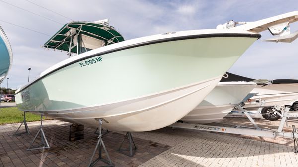 Bluewater 2850 CC