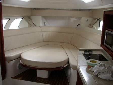 Intrepid 475 Sport Yacht image