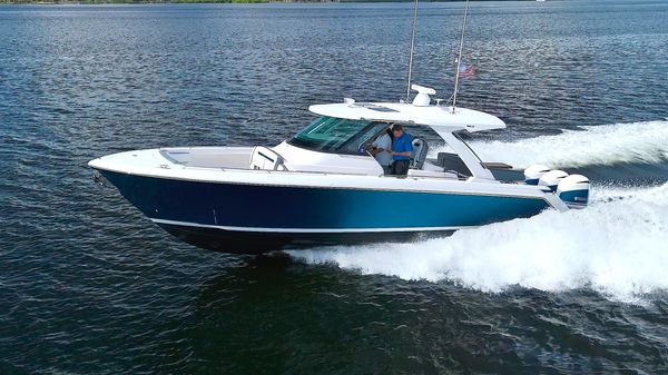 Tiara Sport 38 LS