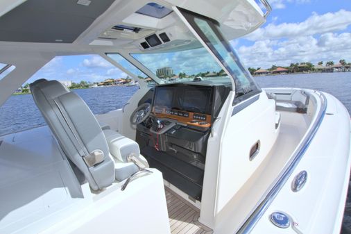 Tiara Sport 38 LS image