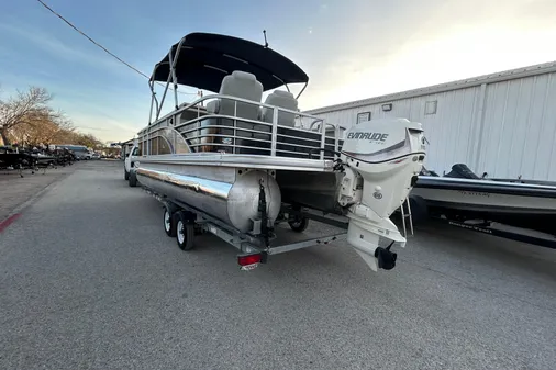 Bennington G22 image