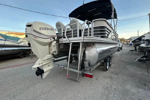 Bennington G22 image