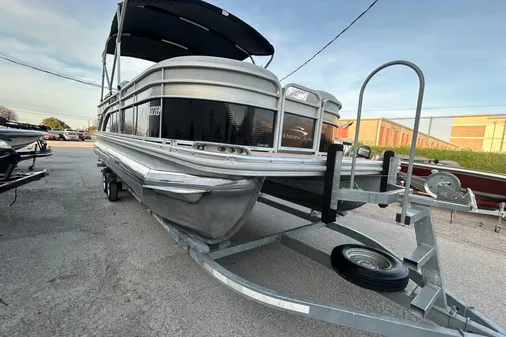 Bennington G22 image