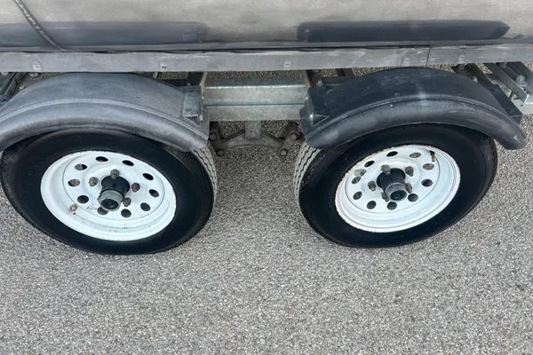 Bennington G22 image