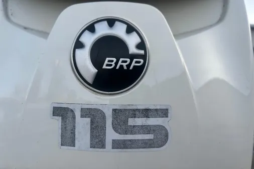 Bennington G22 image