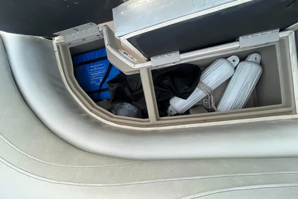 Bennington G22 image