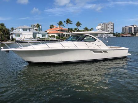 Tiara Yachts 3900 Coronet image