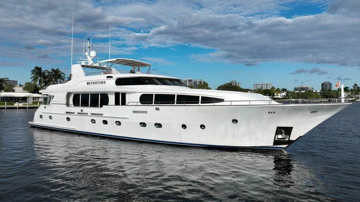 Sovereign Westport Pilothouse On-Deck Master - main image