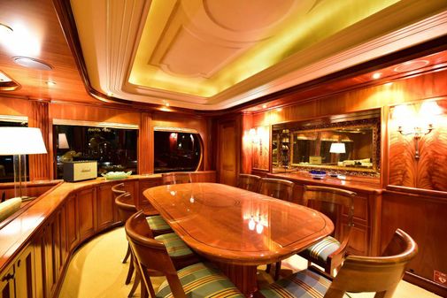 Sovereign Westport Pilothouse On-Deck Master image