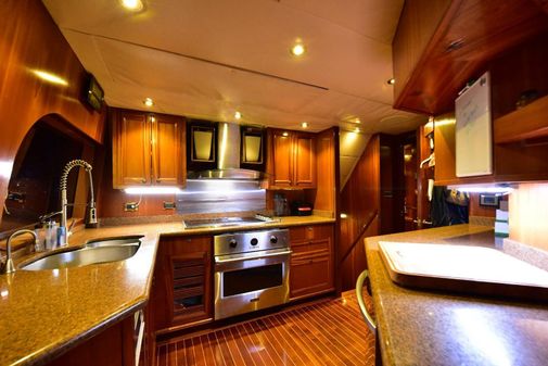 Sovereign Westport Pilothouse On-Deck Master image