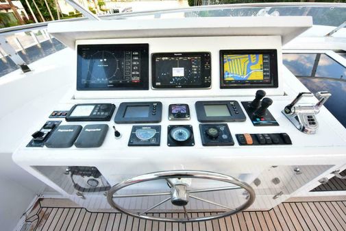 Sovereign Westport Pilothouse On-Deck Master image