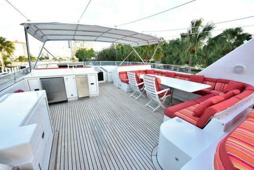 Sovereign Westport Pilothouse On-Deck Master image