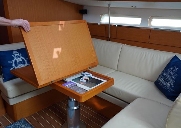 Jeanneau Sun Odyssey 44 DS image